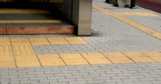 Тактильная плитка ПВХ в Липецке - купить от 728 руб. в ТротуарнаяПлитка