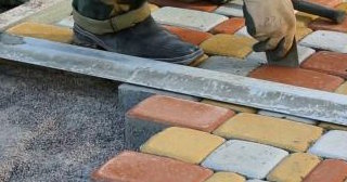 Укладка клинкерной брусчатки в Липецке: цена от 832 руб. за м2